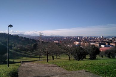Vista_en_el_parque_de_los_Pericones_(Gijón,_Asturias)